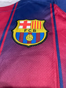 Camisa Barcelona Listrada Azul e Grená – Modelo Torcedor Performance Fan Edition
